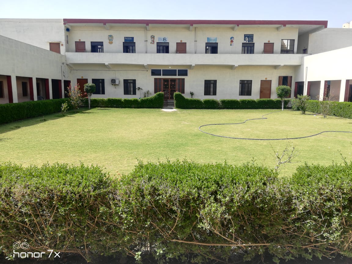 Shri Ram Public School Building, Karahi, Fatehpur Sikri, Agra